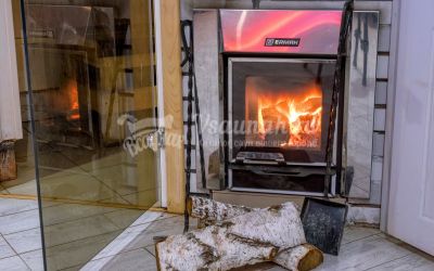 Караоке-баня Агонь на дровах с тёплым бассейном в Омске Караоке-баня Агонь на дровах с тёплым бассейном в Омске