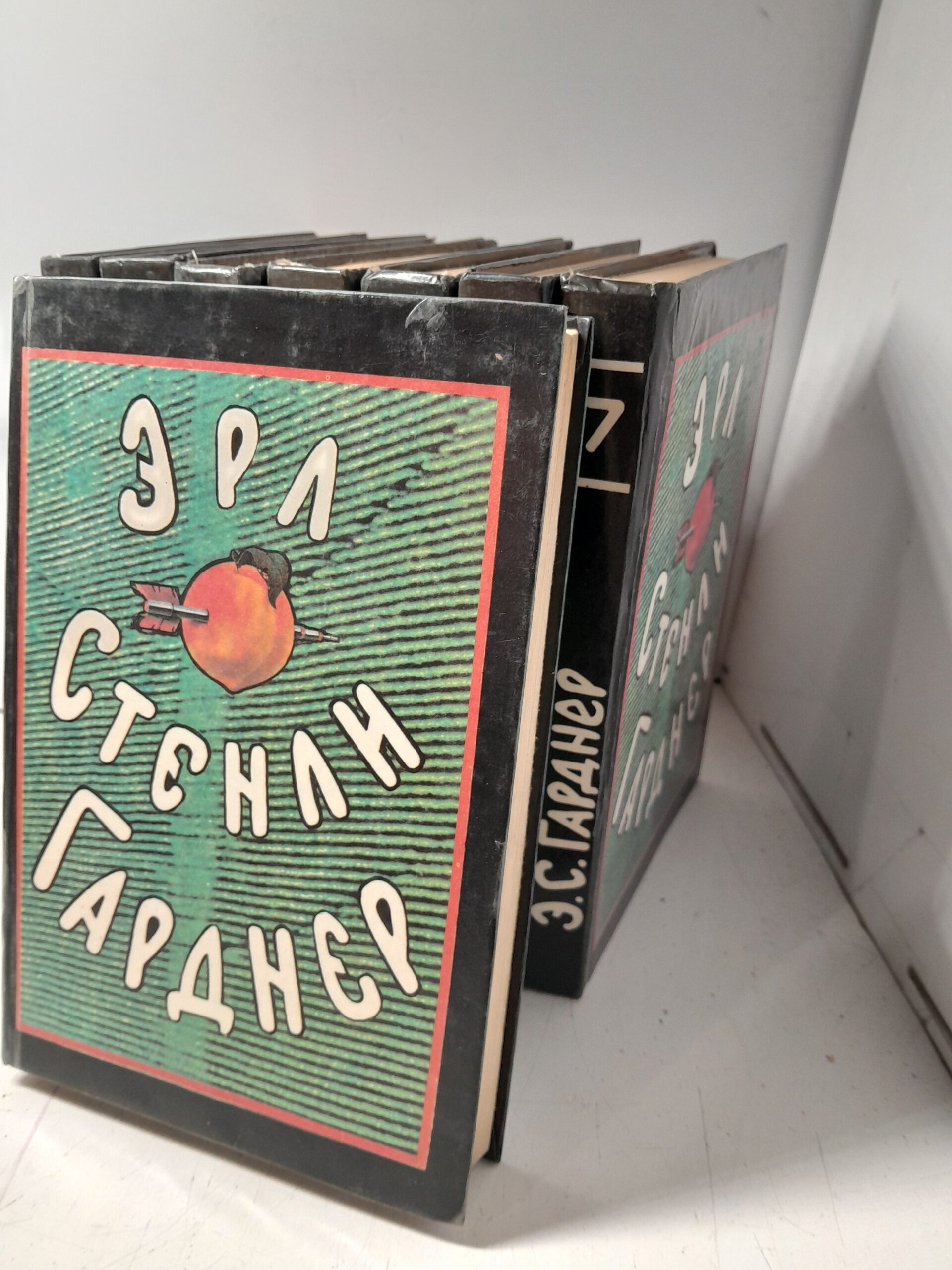 Эрл Стенли Гарднер. Собрание сочинений (комплект из 8 книг) — изображение 2