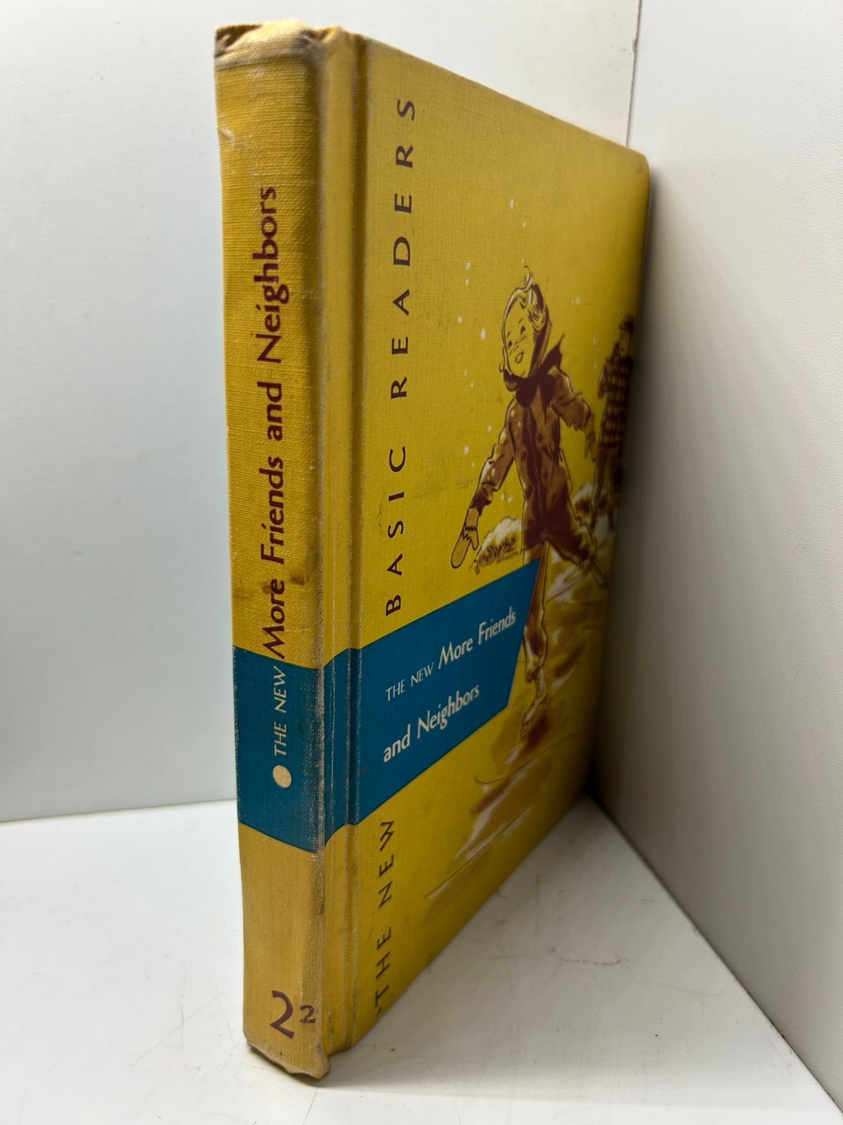 Ещё друзья и соседи Издание 1956 года Уильям С. Грей, Мэрион Монро, А. Стери Артли, Мэй Хилл Арбетнот / More Friends and Neighbors — изображение 2