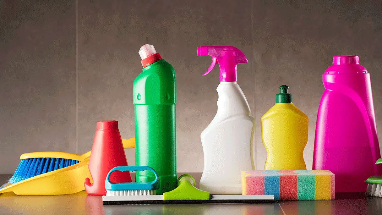 Правило 90 секунд: секрет идеальной чистоты в ванной раскрыт