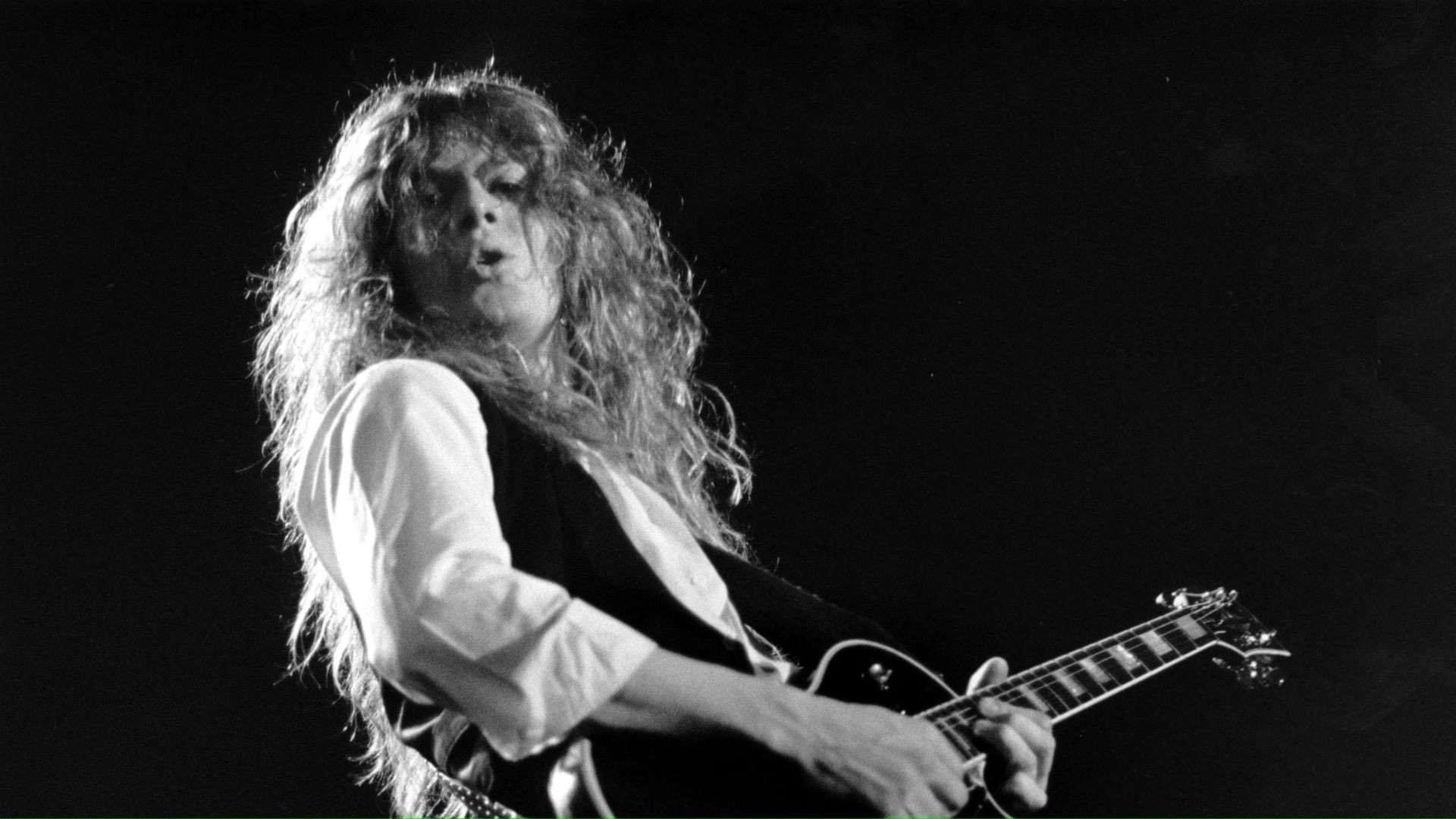 ⁣John Sykes - Still Of The Night (Live 1995)