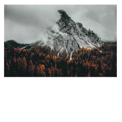 Фото на холсте горный пик в облаках, размера 60x40