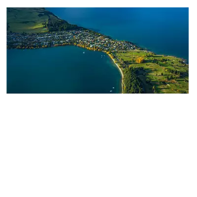 Фото на холсте поселок на перешейке, размера 80x40