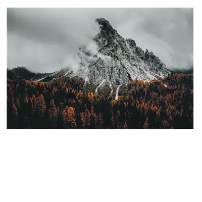 Фото на холсте горный пик в облаках, размера 90x60