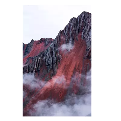 Фото на холсте горный хребет в облаках, размера 20x30