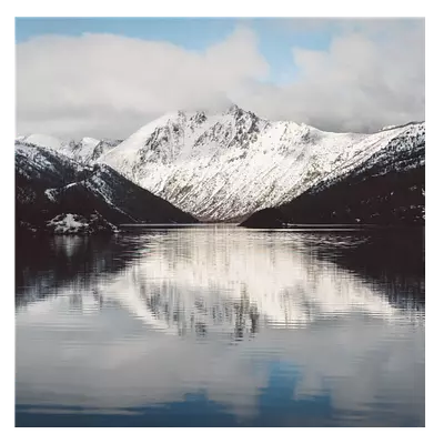 Фото на холсте озеро на фоне гор, размера 100x100