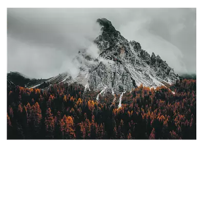 Фото на холсте горный пик в облаках, размера 70x50