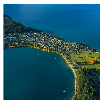 Фото на холсте поселок на перешейке, размера 50x50