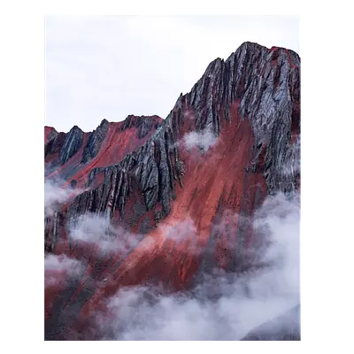 Фото на холсте горный хребет в облаках, размера 40x50