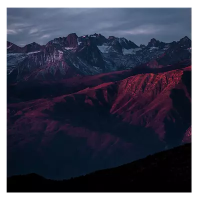 Фото на холсте горы в закате, размера 30x30