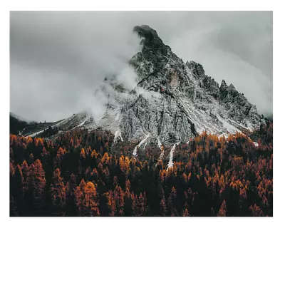 Фото на холсте «горный пик в облаках». размер 50х40 см. изображение до 22 см в длину.