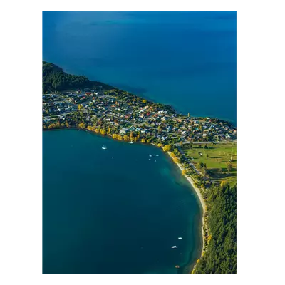 Фото на холсте поселок на перешейке, размера 60x80