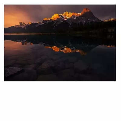 Фото на холсте горы в отражении, размера 100x70