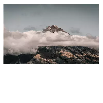 Фото на холсте горы в облаках, 45х30 см, до 220 слов.