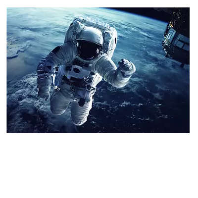Фото на холсте космонавт на фоне земли, размера 100x70