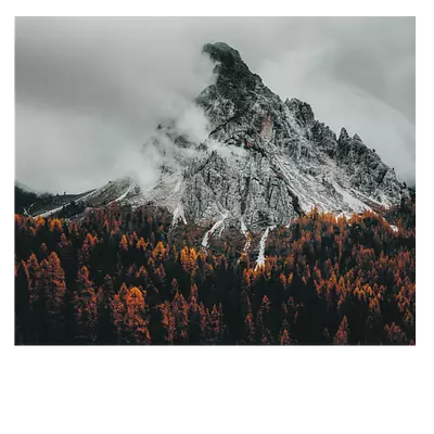 Фото на холсте горный пик в облаках, размера 60x50