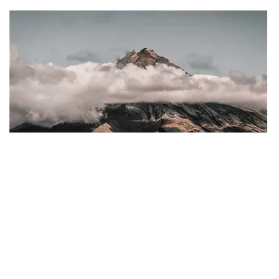 Фото на холсте горы в облаках, размера 80x40