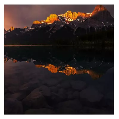 Фото на холсте горы в отражении, размера 30x30