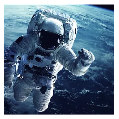 Фото на холсте космонавт на фоне земли, размера 30x30