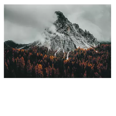 Фото на холсте горный пик в облаках, размера 100x70