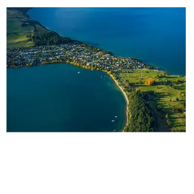 Фото на холсте поселок на перешейке, размера 70x50