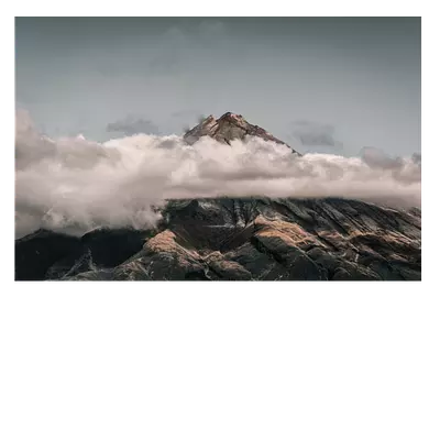 Фото на холсте горы в облаках, размера 90x60