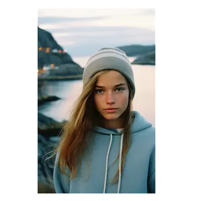 Фото на холсте девушка у озера, размера 30x45