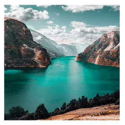 Фото на холсте зеленоватое озеро, размера 40x40