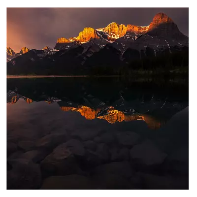 Фото на холсте горы в отражении, размера 50x50