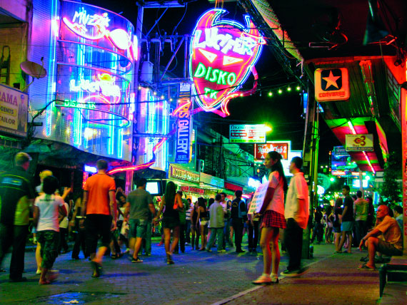 Красная улица бангкок. Бангкок переулки. Шигапов а. "Бангкок и Паттайя".