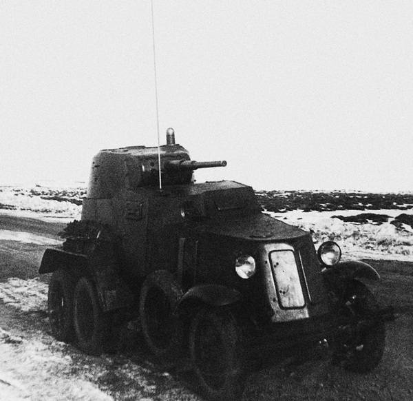 71 тк. Бронемашины Сталина 1925-1945. Ба-10 бронеавтомобиль антенна. Коломиец бронемашины Сталина. Броневик 1925.