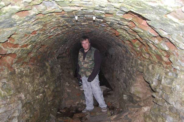 Кто мечтал провести подземный ход. Краснослободск подземные ходы. Суксунские подземелья. Подземный ход своими руками. Подземные ходы Борисоглебска.
