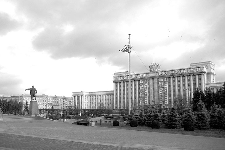 Московский 212. Московская площадь Ленинград. Ленинград площадь Победы здания администрации. Московский проспект 212 дом советов старые фотографии. Фото обороны Ленинграда дом советов Московский проспект 212а.