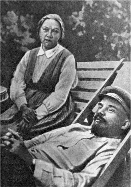 Ульянов и крупская. Ленин и Крупская в молодости.