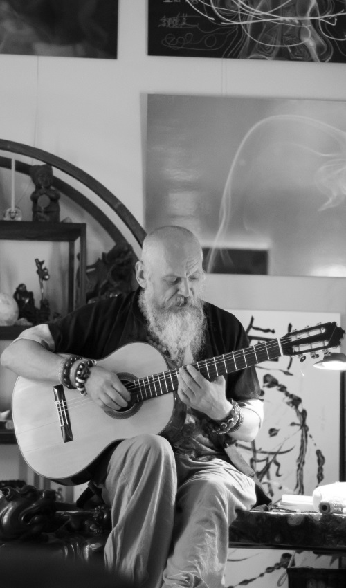 Об авторе . Искусство управления переменами. Том 3. Крылья Книги Перемен