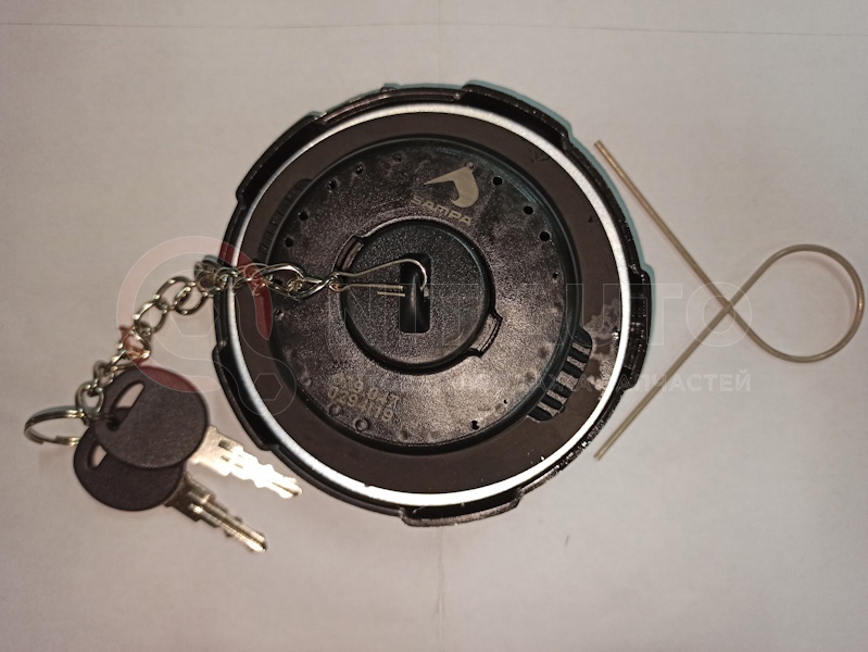 Крышка топливного бака; с ключами Volvo FM/FH/FL от Sampa, артикул — 079.047-01