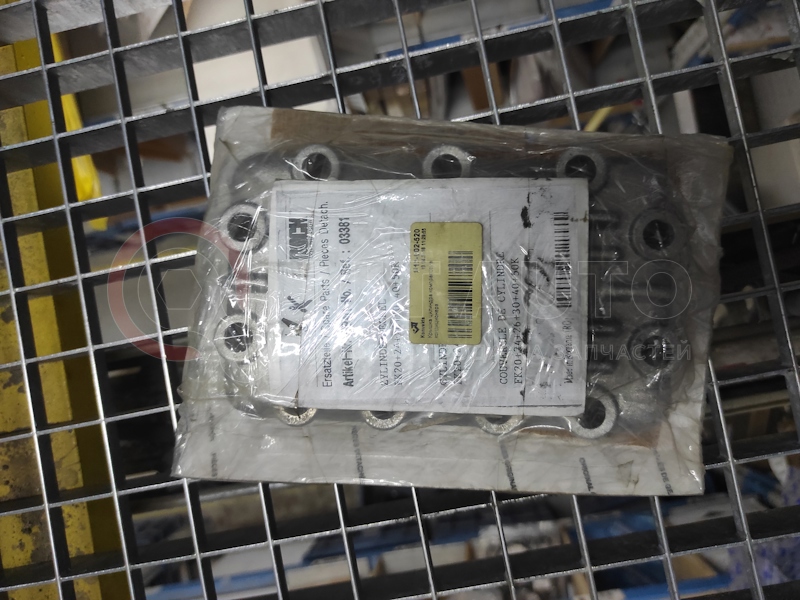 Крышка цилиндра компрессора кондиционера от Konvekta, артикул — H13-002-520