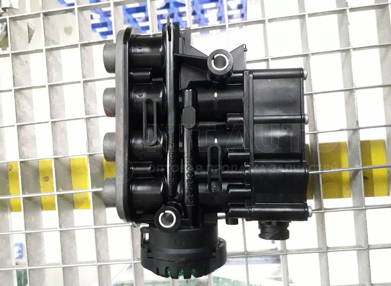 Кран управления пневмоподвеской K019821N00 от KNORR-BREMSE, артикул — K019821