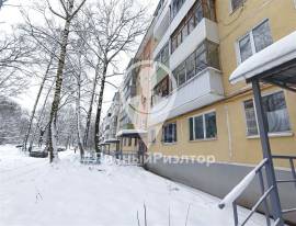 Рязань, Продается 2-к квартира, 1/5 эт., ул Тимуровцев, д. 5, Квартиры, На продажу