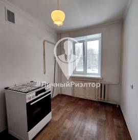 Рязань, Продается 3-к квартира, 2/5 эт., ул Октябрьская, д. 60 к 1, Квартиры, На продажу