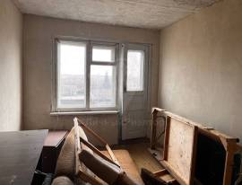 Продается 2-к квартира, 3/3 эт., д. 100, Квартиры, На продажу