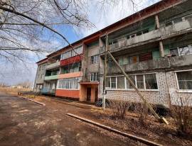 Продается 2-к квартира, 3/3 эт., д. 100, Квартиры, На продажу