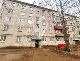 Шилово, Продается 3-к квартира, 4/5 эт., Советская пл, д. 7, Квартиры, На продажу
