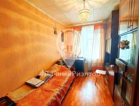 Шилово, Продается 3-к квартира, 4/5 эт., Советская пл, д. 7, Квартиры, На продажу