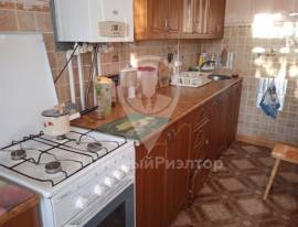 Продается 3-к квартира, 1/2 эт., ул Горького, д. 14, Квартиры, На продажу