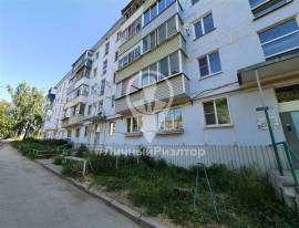 Продается 3-к квартира, 4/5 эт., ул Комсомольская, д. 17, Квартиры, На продажу