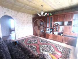 Продается 3-к квартира, 3/3 эт., ул Молодежная, д. 1, Квартиры, На продажу