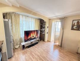 Рязань, Продается 3-к квартира, 6/9 эт., Первомайский пр-кт, д. 74 к 1, Квартиры, На продажу, Центр