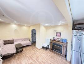 Рязань, Продается 3-к квартира, 6/9 эт., Первомайский пр-кт, д. 74 к 1, Квартиры, На продажу, Центр