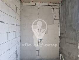 Квартиры, На продажу